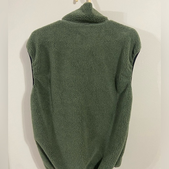 Marmot Pile Fleece Vest - Picture 2 of 5